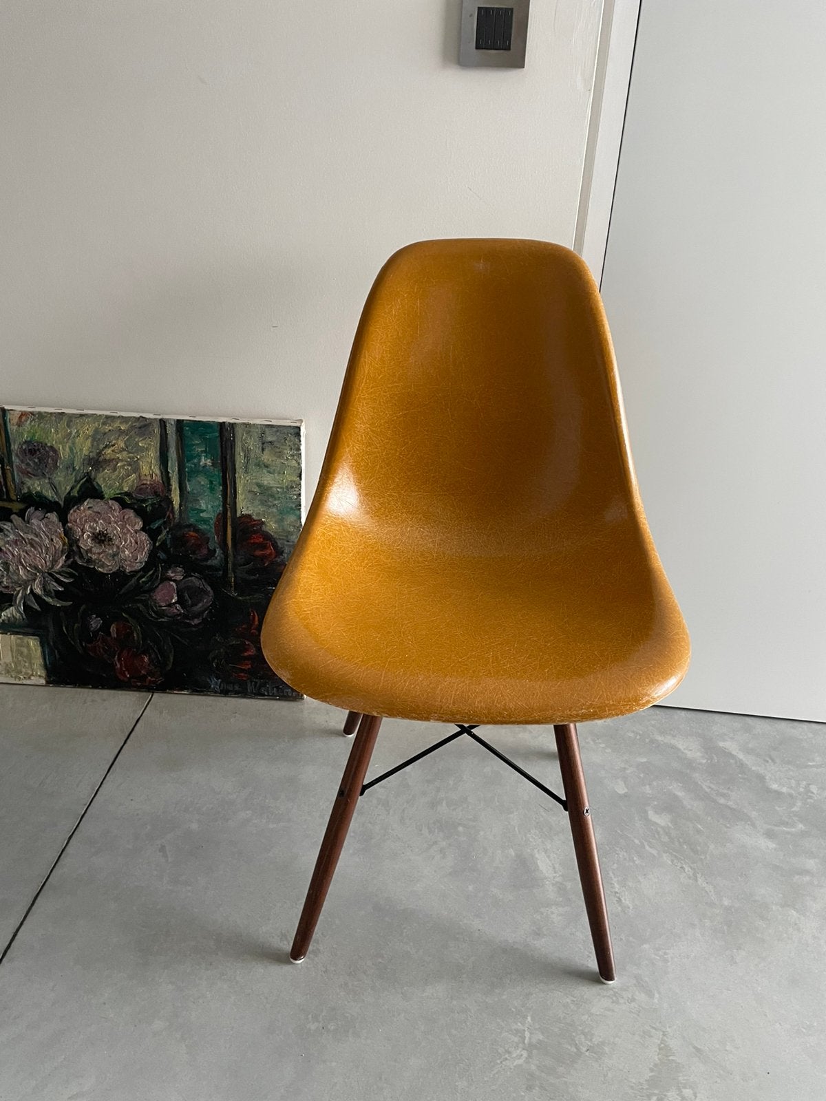 Eames DSW en ocre foncé, Enlèvement ou Envoi, Autres couleurs, Comme neuf, Vintage Mid Century Modern