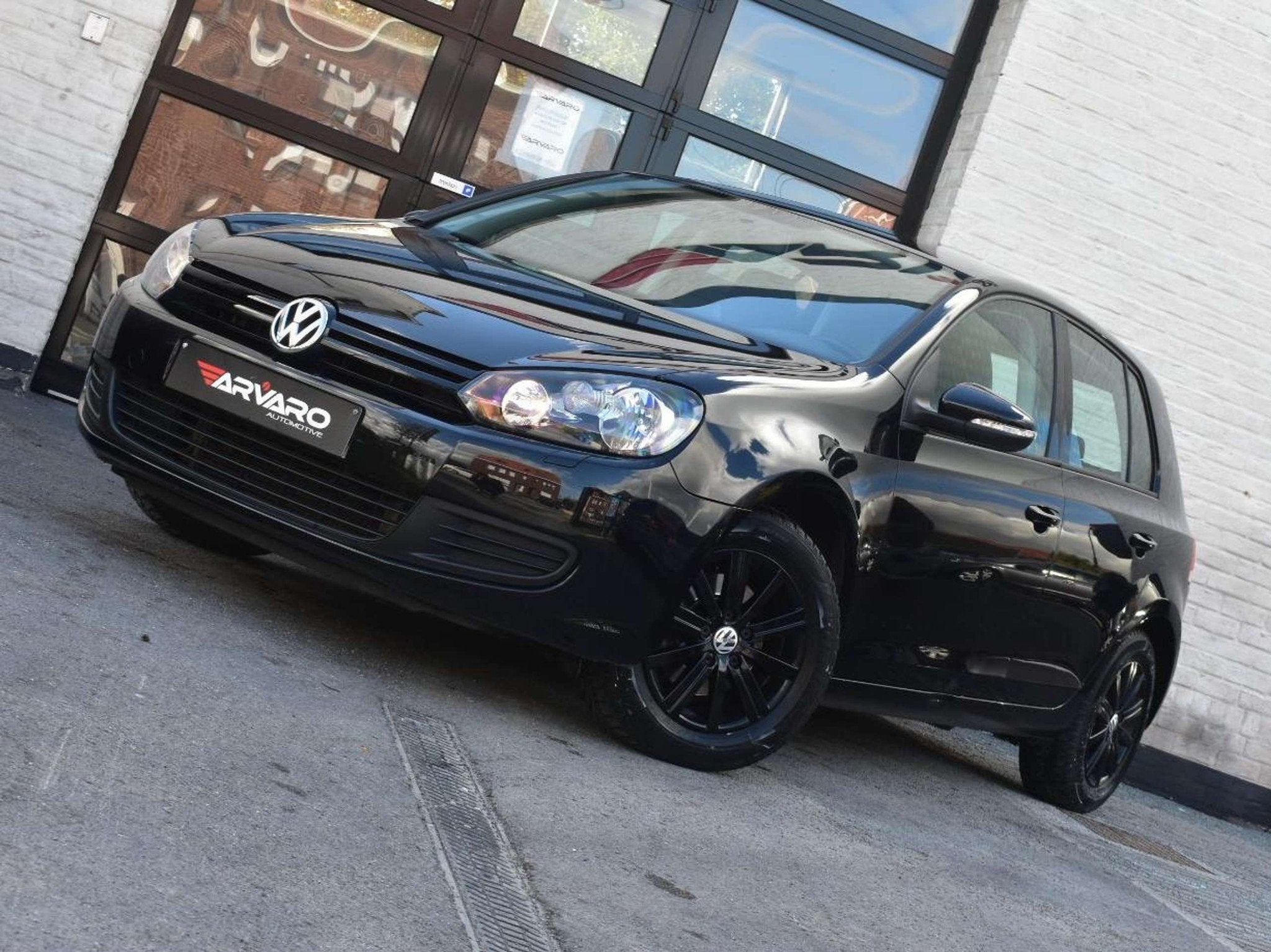 Volkswagen Golf 1.4i Comfortline FULL BLACK / Carplay / Verw, Voorwielaandrijving, Euro 5, Stof, Zwart