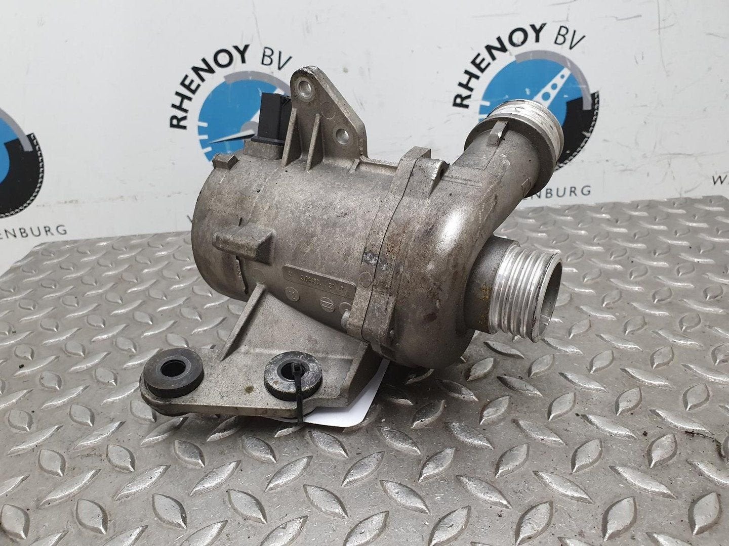BMW 3 SERIES WATERPOMP 2008, Ophalen of Verzenden, Gebruikt, ARN erkend