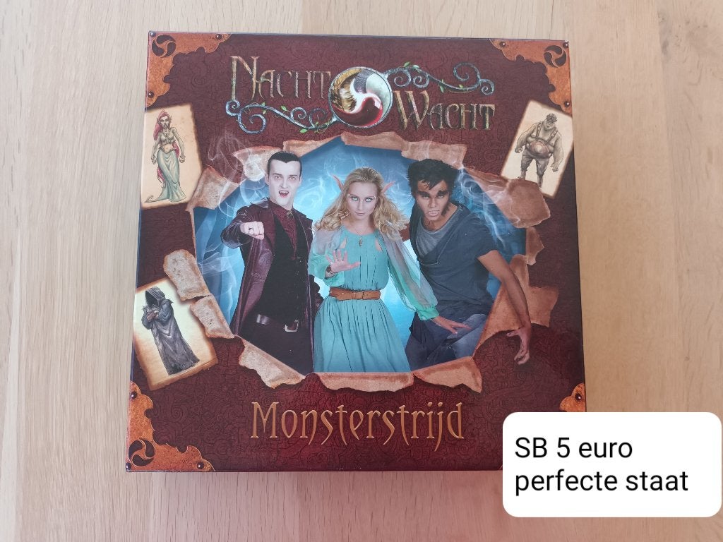 Nachtwacht spel - monsterstrijd, Hobby en Vrije tijd, Ophalen, Zo goed als nieuw, Studio 100