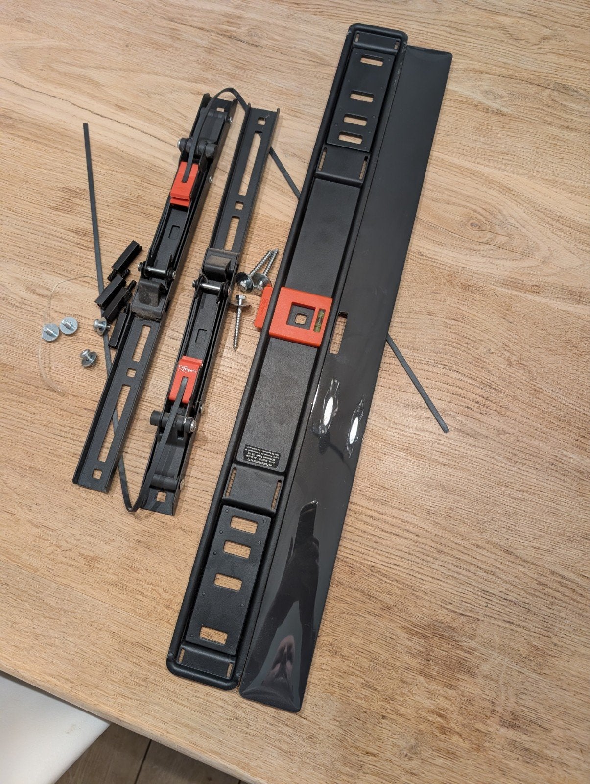 Vögel's tvm 3615 muurbeugel 40"-77" tot 35kg prima staat., Audio, Tv en Foto, Ophalen of Verzenden