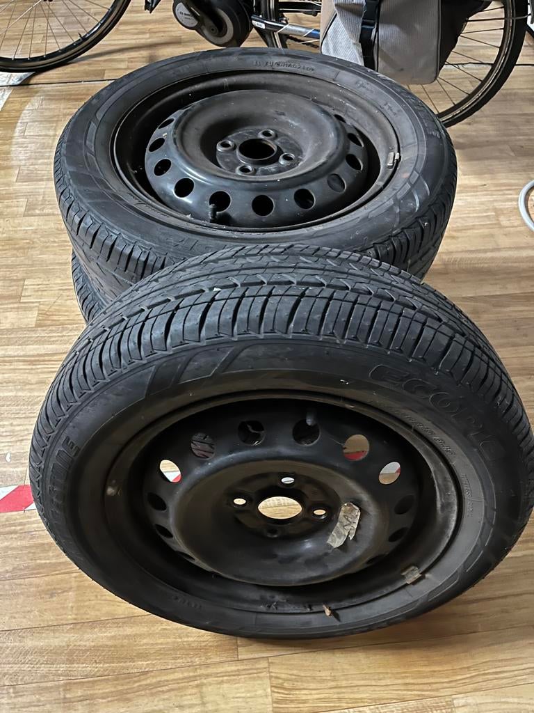 4 Stalen velgen 4 gats toyota IQ 15 duims, Auto-onderdelen, Ophalen, 15 inch, Velg(en)