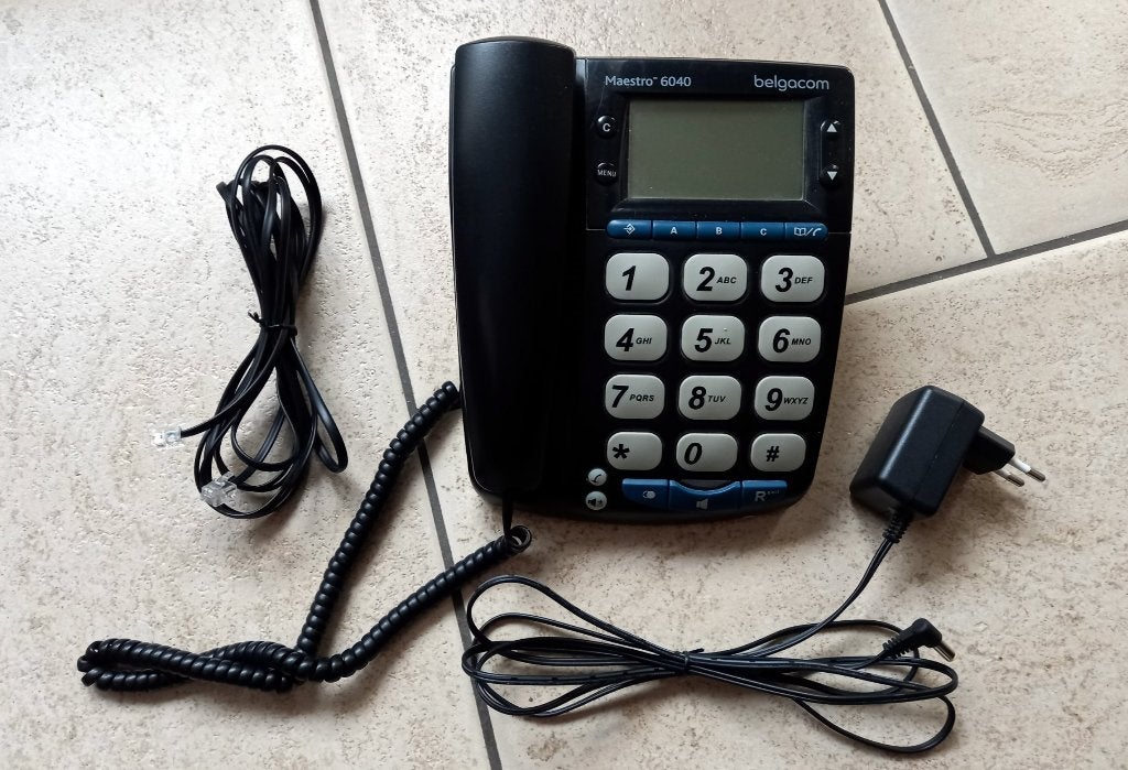 Telefoon met grote toetsen, Telecommunicatie, Ophalen of Verzenden, Zo goed als nieuw