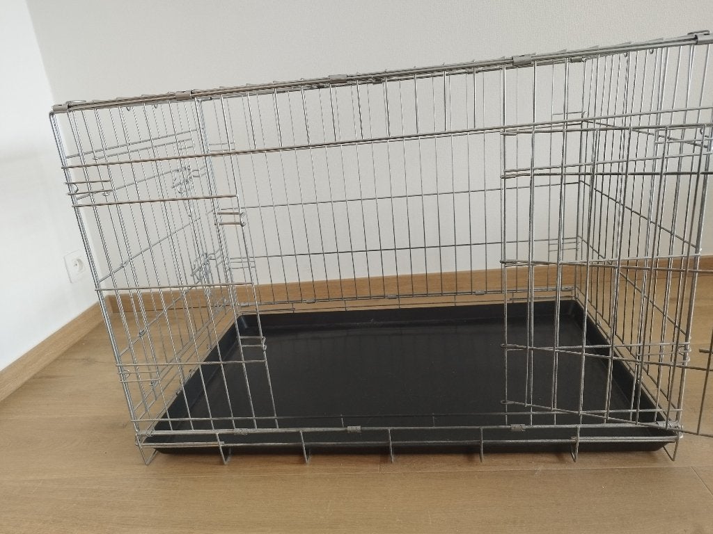 BENCH VOOR HOND, Ophalen, Zo goed als nieuw