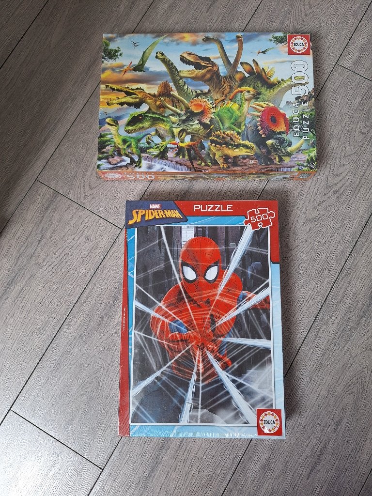 Puzzel spiderman (500 stuks) en puzzel Dino's (500 stuks), Ophalen of Verzenden, 500 t/m 1500 stukjes, Nieuw, Legpuzzel