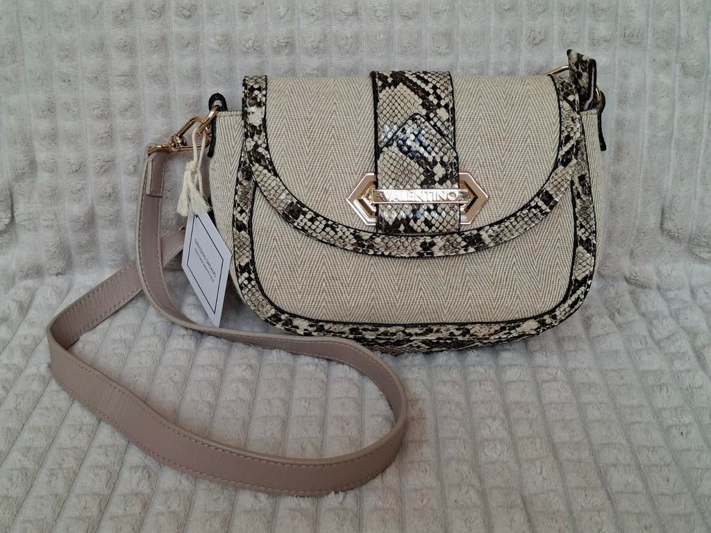 VALENTINO. (NOUVEAU. 110€), Enlèvement ou Envoi