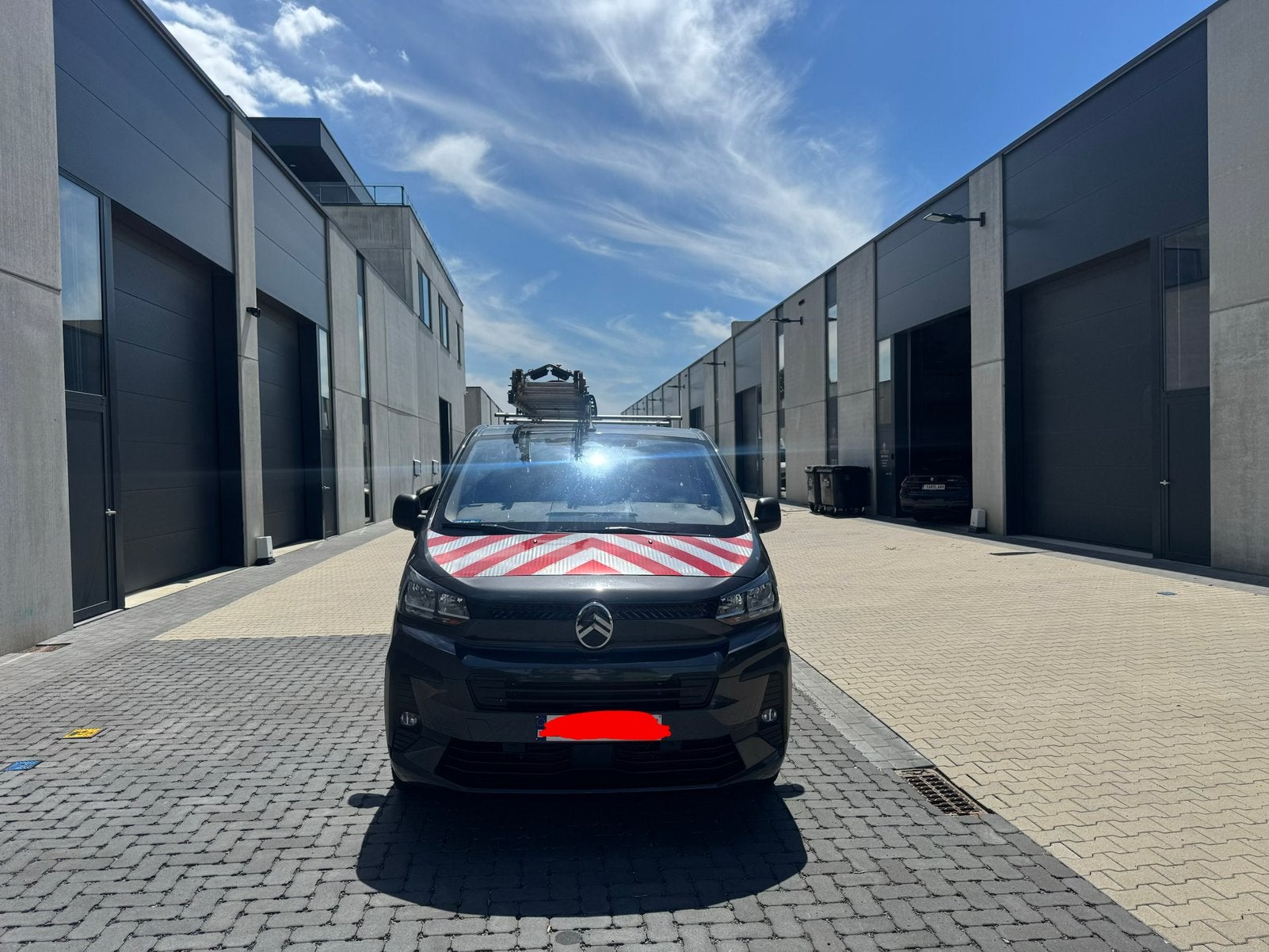 Citroën Jumpy 2025 – Full optie – 4000 km – Automaat – 180PK, Auto's, Stof, 5 deurs, Particulier, Jumpy Combi