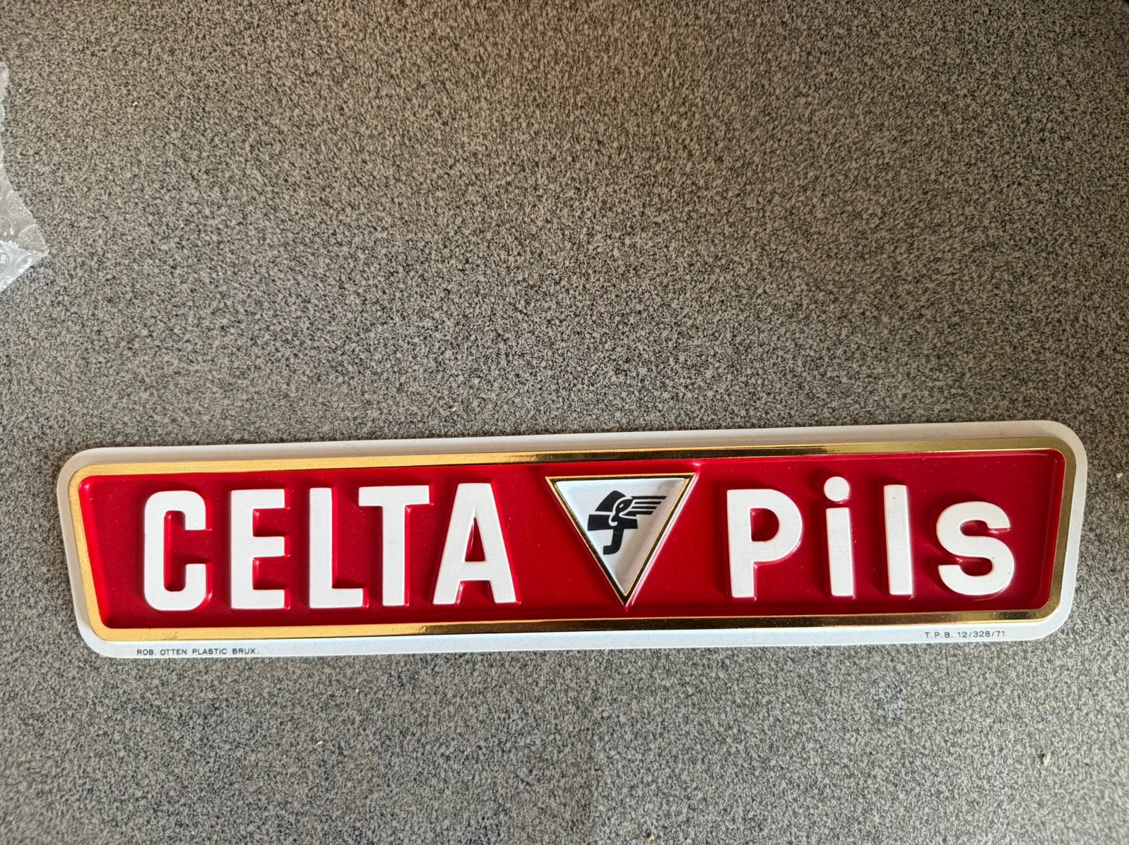 Celta Lager Rob Otten 1971, Enlèvement ou Envoi