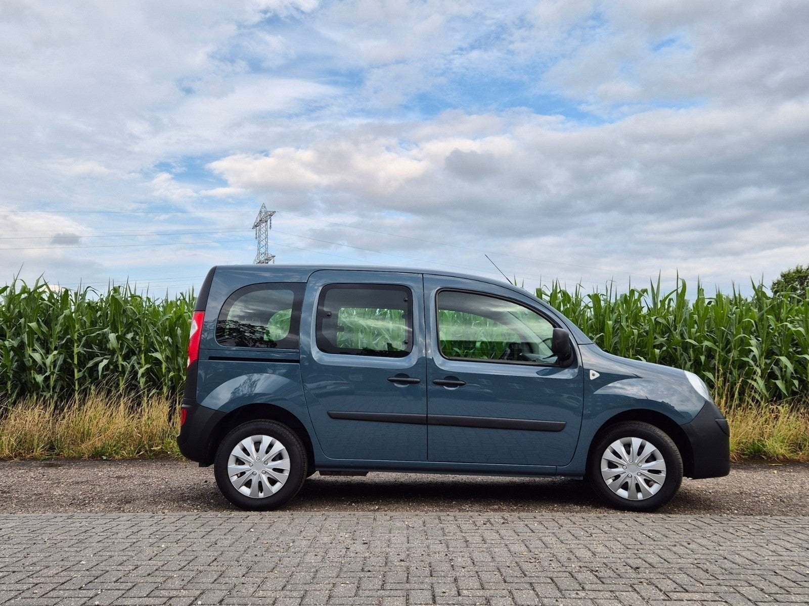 Renault Kangoo rolstoel-/scootmobielvoertuig
43431 km NAP, Auto's, Particulier, Te koop, Navigatiesysteem