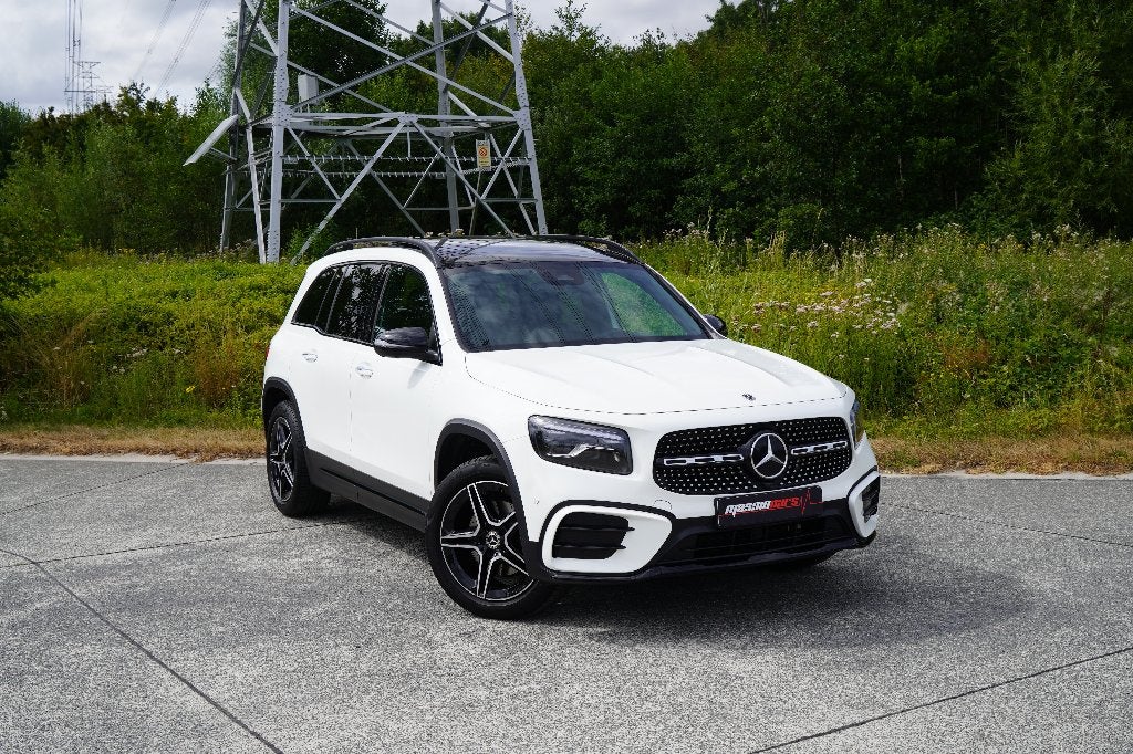 Prachtige Mercedes GLB 180 AMG-Line 1ste eigenaar, Auto's, Dealer onderhouden, Wit, Bedrijf, 5 zetels