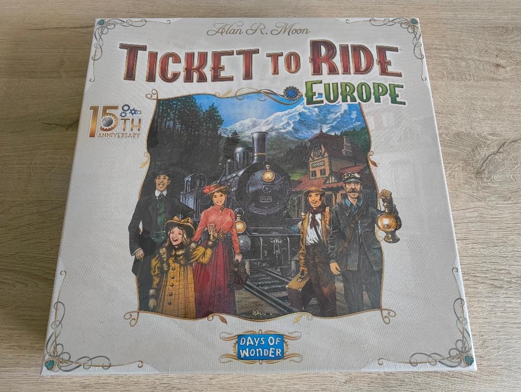 Ticket To Ride Europe: 15th Anniversary Edition, Hobby en Vrije tijd, Gezelschapsspellen | Bordspellen, Ophalen of Verzenden, Nieuw