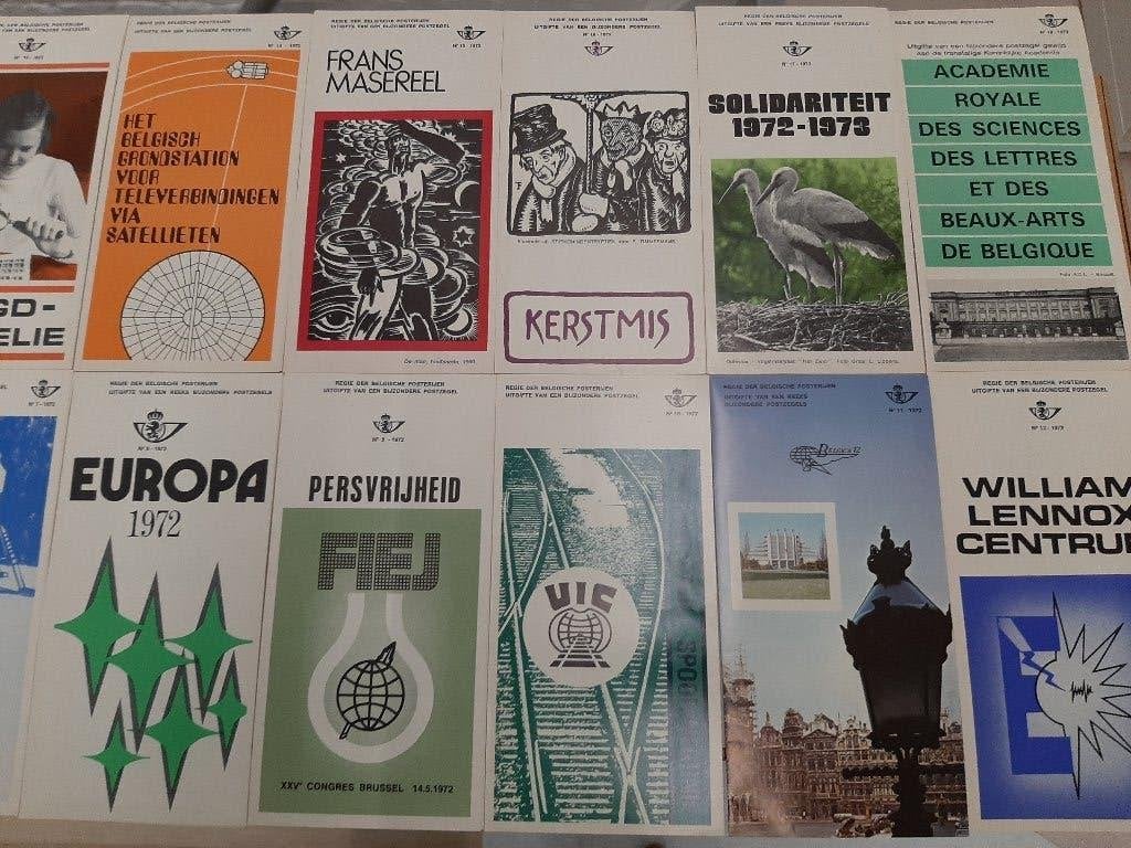 Lot de timbres avec pochette 1972, Neuf, Non oblitéré, Album pour timbres, Enlèvement