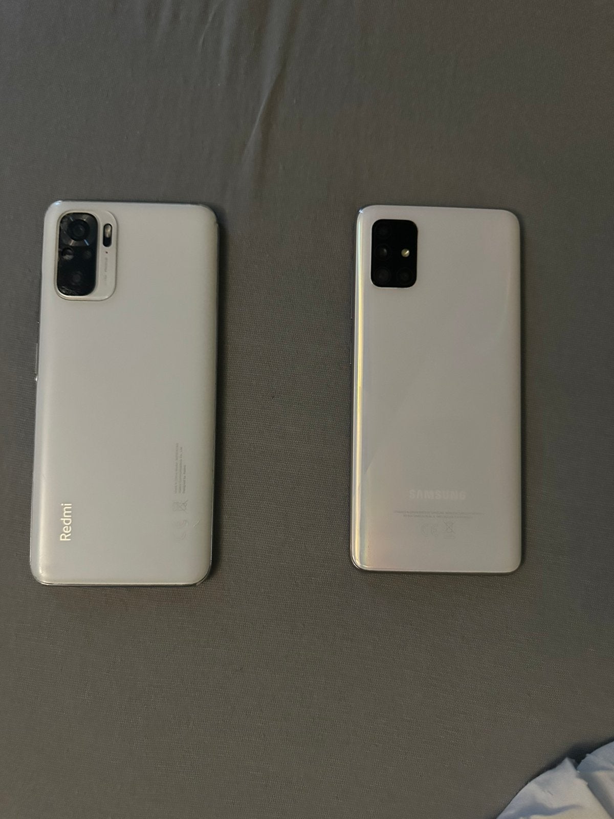 2 telefoons die niet aangaan, Telecommunicatie, Mobiele telefoons | Samsung, Ophalen, Overige modellen, Wit, Zonder simlock