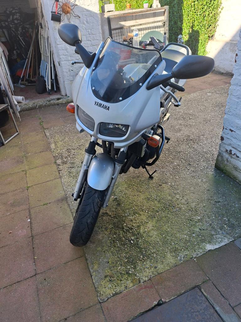 Yamaha.   Fazer 600cc S année 99 tout est nickel, Motoren, Motoren | Yamaha, Ophalen