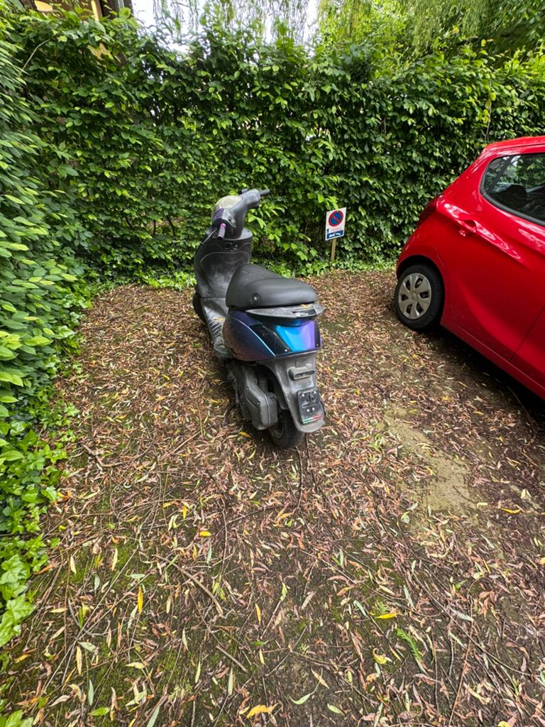 Piago zip a klasse carburateur, Vélos & Vélomoteurs, Scooters | Peugeot, Enlèvement, Comme neuf