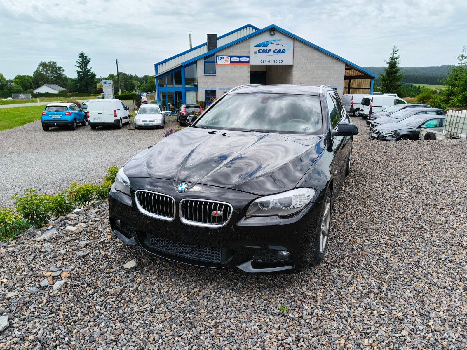 BMW pack M 520d prêt à immatriculée 2l 2014 facelift 235000k, Auto's, BMW, 4 deurs, Achterwielaandrijving, 4 cilinders, Zwart