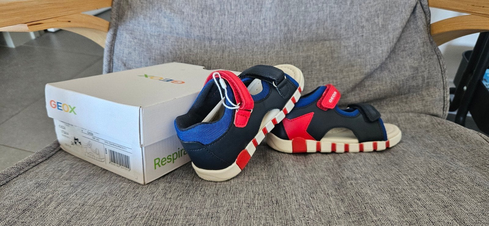 Geox sandalen - nieuw - maat 26, Kinderen en Baby's, Jongen of Meisje, Schoenen, Nieuw, Ophalen of Verzenden