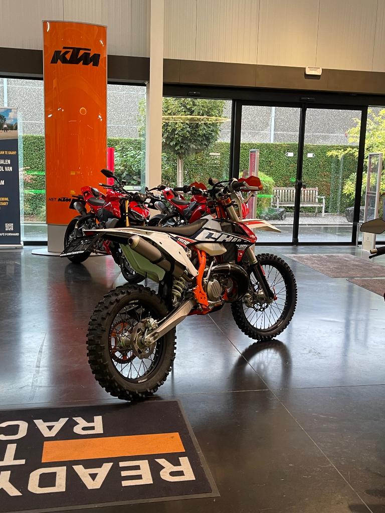 KTM Enduro 6 days 250 2 takt 2019, Motos, Particulier, Enduro