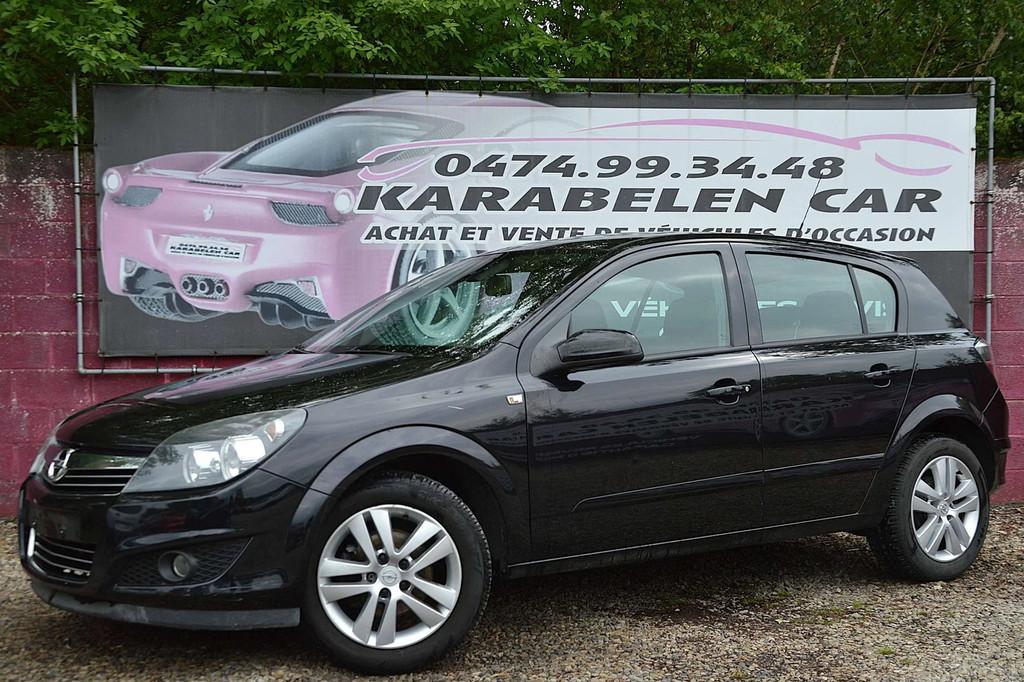 Opel Astra 1.7 CDTi Cosmo SENS AR 147.467KM (bj 2008), Stof, Gebruikt, Zwart, 4 cilinders