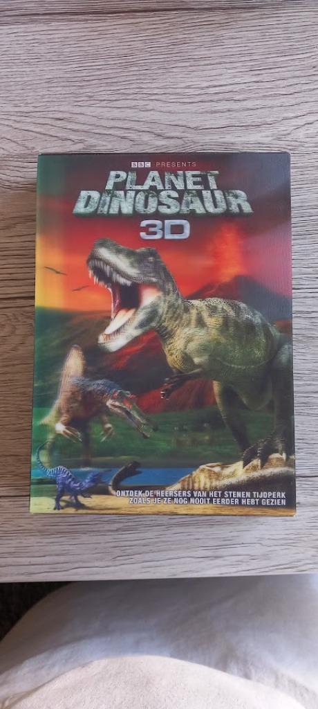 Planet Dinosaur 3 D. Bevat 3 dvd's en 2 3 D brilletjes., Alle leeftijden, Ophalen of Verzenden, Zo goed als nieuw, Natuur
