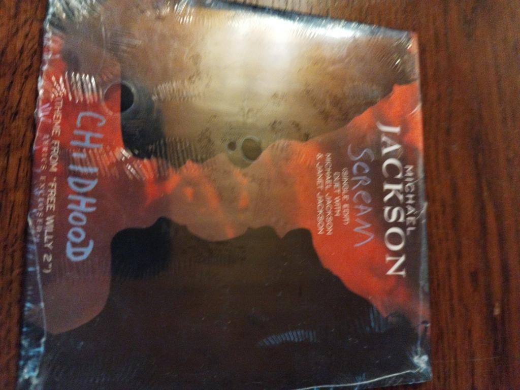Michael Jackson cd, Ophalen