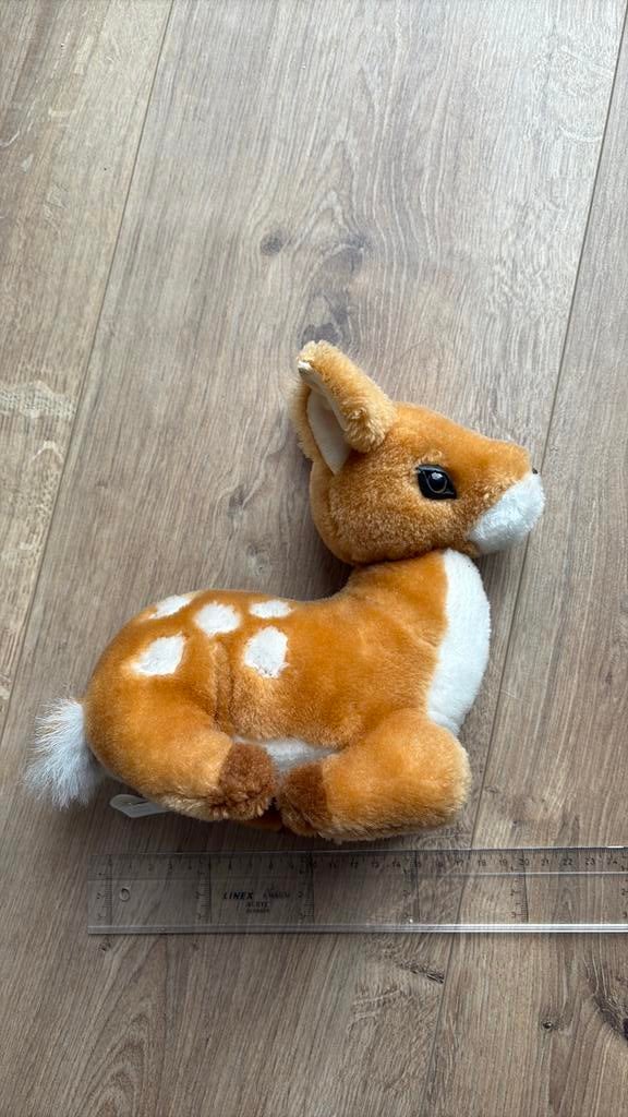 Knuffel bambi - hert, Kinderen en Baby's, Speelgoed | Knuffels en Pluche, Ophalen, Zo goed als nieuw