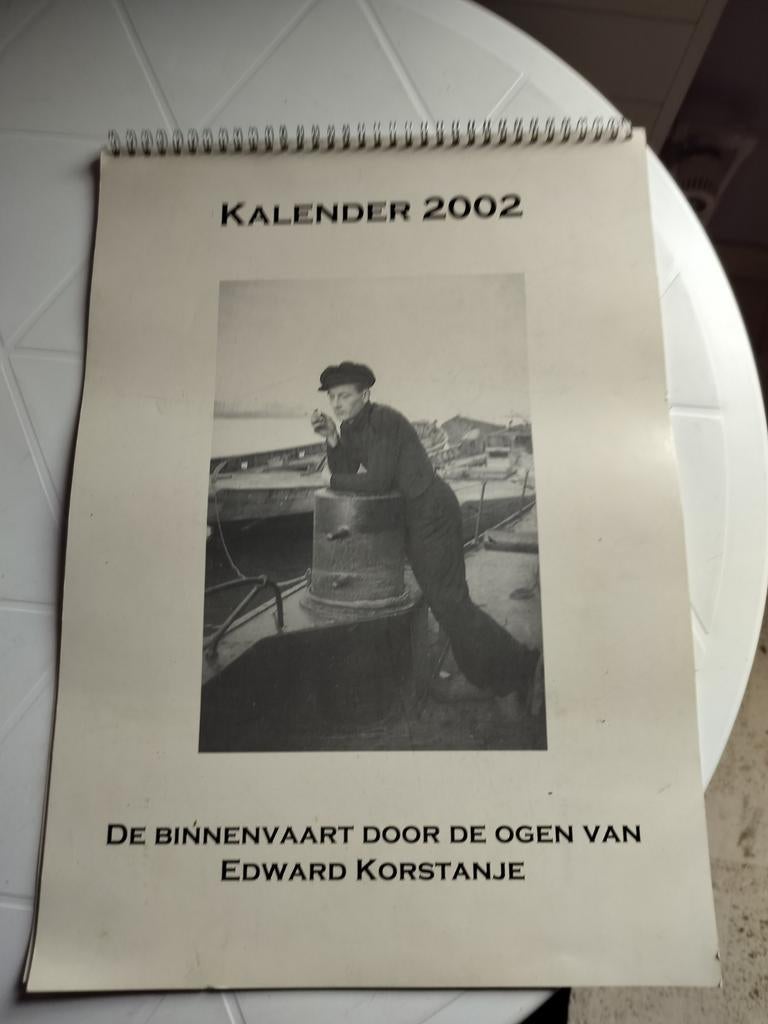 Geïllustreerde kalender uit 2002 Edward Korstanje, Diversen, Ophalen of Verzenden, Zo goed als nieuw