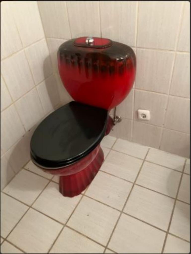 vintage badkamer  wastafel + spiegel +wc + lampen + bidet, Ophalen, Huis en Inrichting