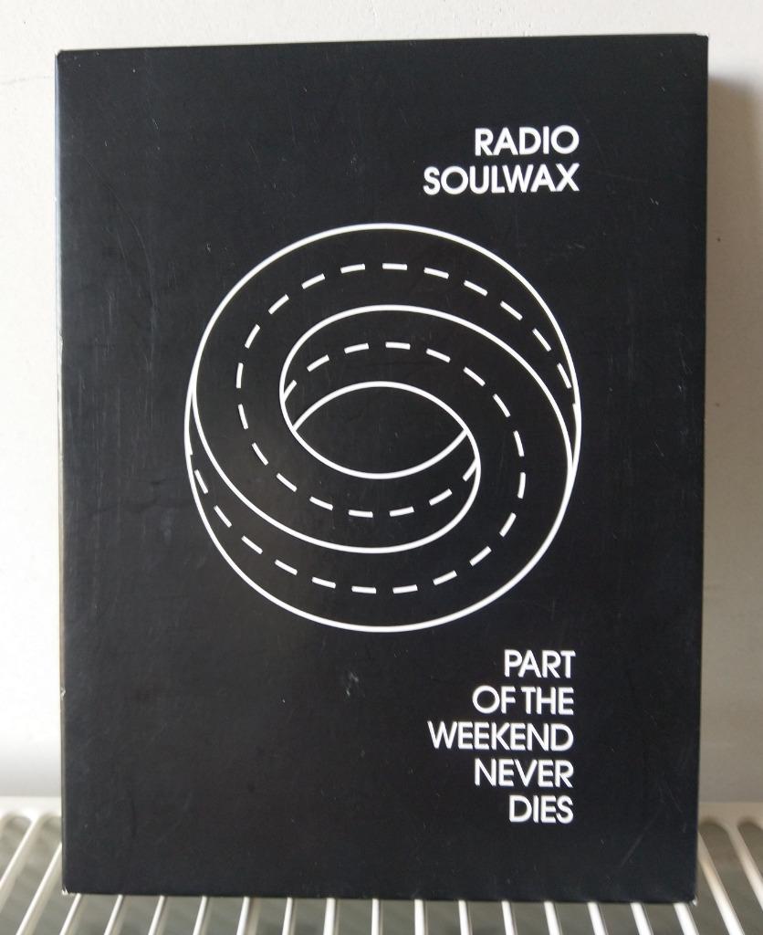Radio SOULWAX - Part of the weekend never dies (DVD en CD), Tous les âges, Enlèvement ou Envoi, Comme neuf