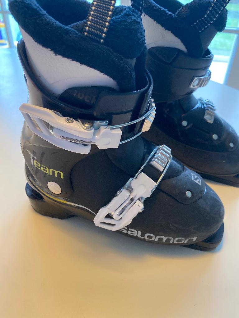 Skibotten kind schoenmaat 30, Sport en Fitness, Ophalen, Gebruikt, Schoenen, Salomon