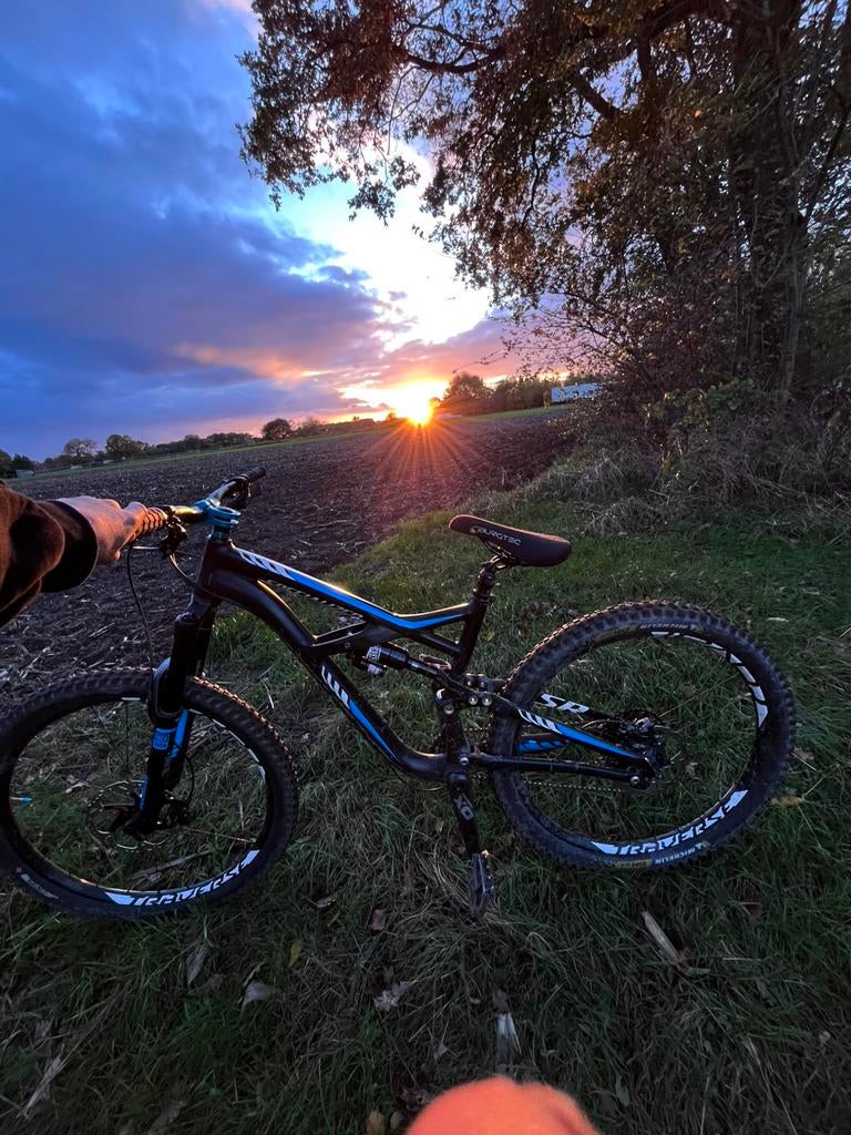 Specialized enduro MTB, Fietsen en Brommers, Fietsen | Mountainbikes en ATB, Zo goed als nieuw, Overige merken, Fully, Ophalen