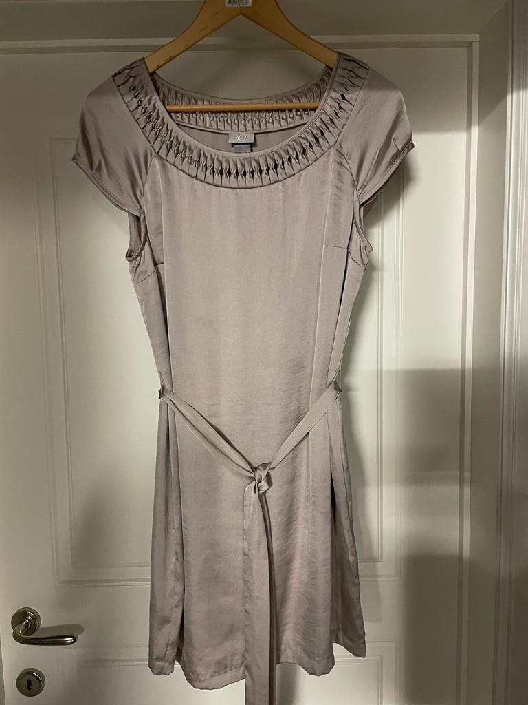 Kleedje H & M maat EUR 40, Ophalen of Verzenden, Gedragen