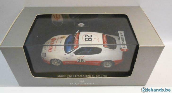 1:43 Ixo GTM016 Maserati Trofeo #28 E. Smurra Vodafone, Enlèvement ou Envoi, Neuf, Voiture