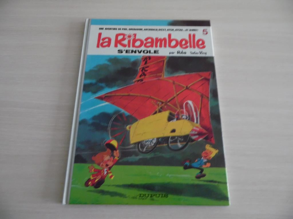 LA RIBAMBELLE    S'ENVOLE, Livres, BD, Comme neuf, Une BD, Enlèvement ou Envoi