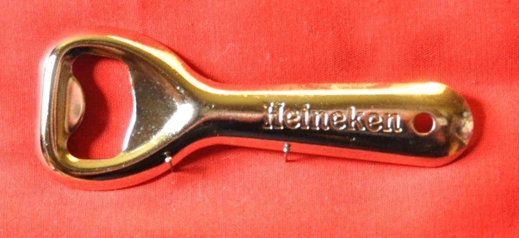 decapsuleur en metal heineken (x2127), Ophalen of Verzenden, Zo goed als nieuw, Flesopener, Heineken
