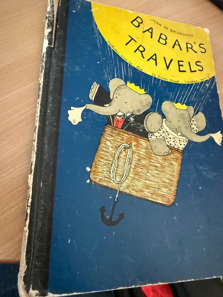 Babar's Travels Hardcover – Import, 1953 - anglais, Antiquités & Art, Curiosités & Brocante, Enlèvement