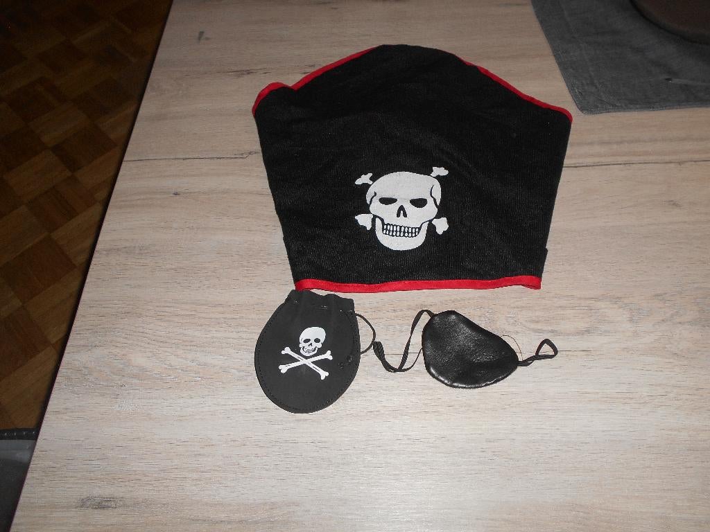 verkleed spullen piraat, Kinderen en Baby's, Carnavalskleding en Verkleedspullen, Gebruikt, Jongen of Meisje, Ophalen of Verzenden