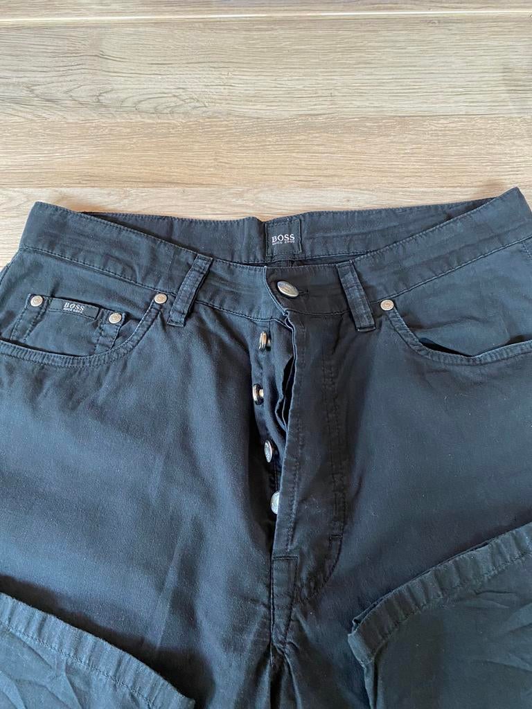 Zwarte broek Hugo Boss W30 L34, Kleding | Heren, Broeken en Pantalons, Nieuw, Maat 52/54 (L), Zwart, Hugo Boss