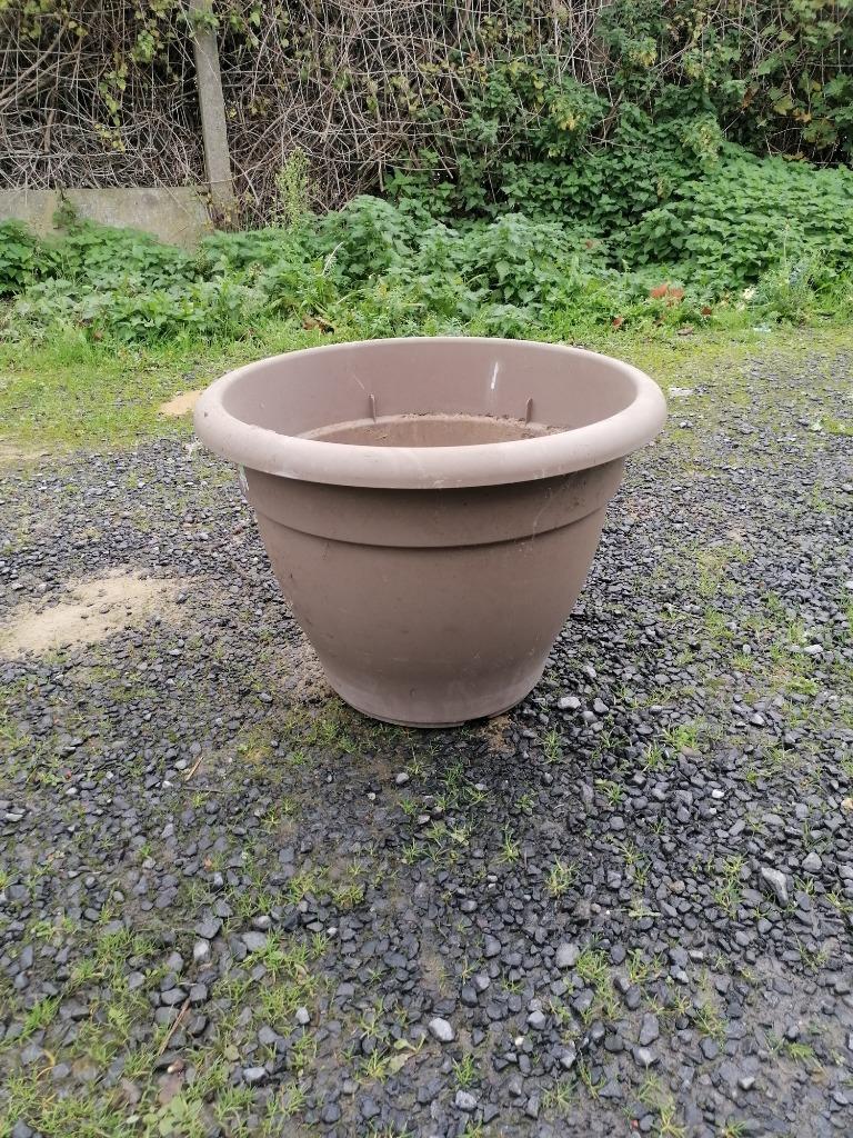 Grand pot de fleur, 40 cm ou plus, 40 à 70 cm, Rond, Comme neuf
