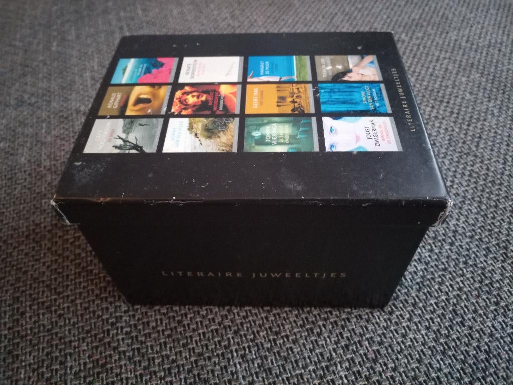 Literaire Juweeltjes 2006 (in box) - volledig, Tommy Wieringa, Ophalen of Verzenden, Zo goed als nieuw, Nederland