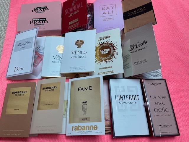 Eaux de parfum 15 échantillons neufs, Enlèvement ou Envoi, Neuf