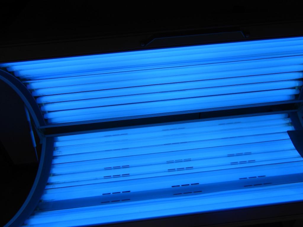 ZONNEBANK GYMNA  24 LAMPEN, Enlèvement, Comme neuf