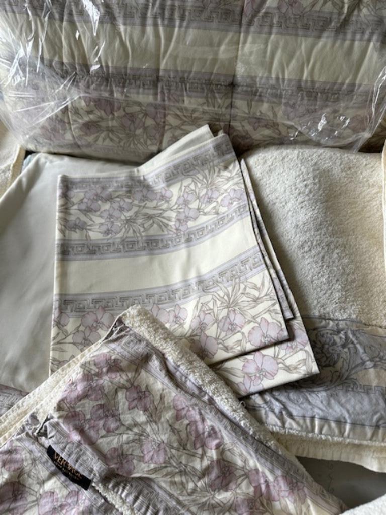 Bedset Gianni Versace ecru/roze, Ophalen, Zo goed als nieuw, Beige