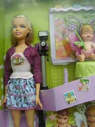 Barbie : Barbie en tant que photographe, Envoi, Neuf, Poupée, Réaliste ou Reborn