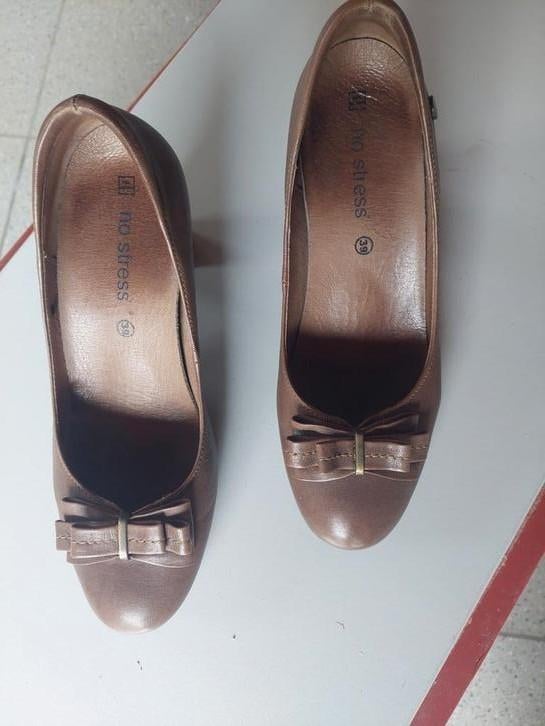 Pumps bruin No Stress maat 39, Ophalen of Verzenden, Zo goed als nieuw, Bruin, Pumps