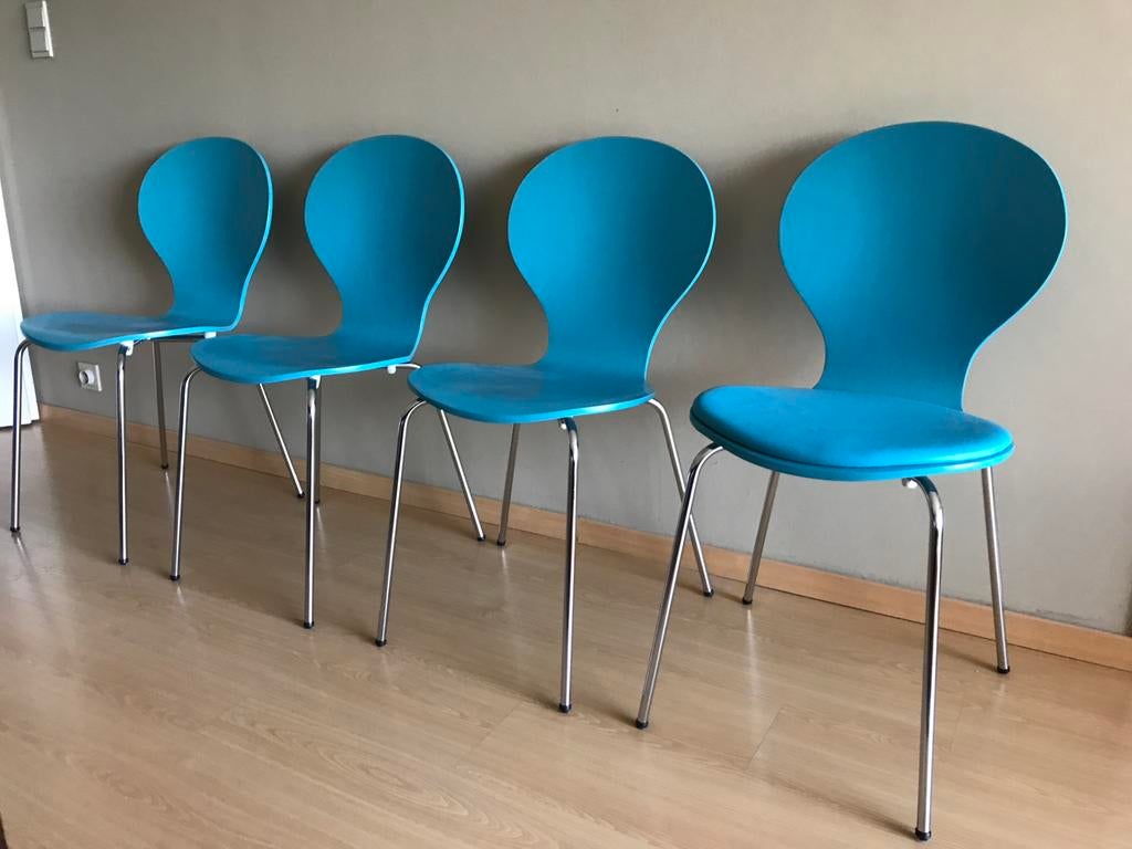 4 stoelen, Huis en Inrichting, Stoelen, Ophalen, Zo goed als nieuw, Blauw, Hout