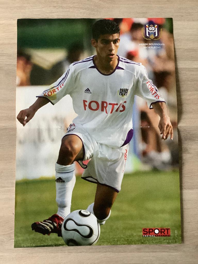 Poster Mbark Boussoufa bij RSC Anderlecht, Verzamelen, Ophalen of Verzenden, Zo goed als nieuw, Poster, Plaatje of Sticker