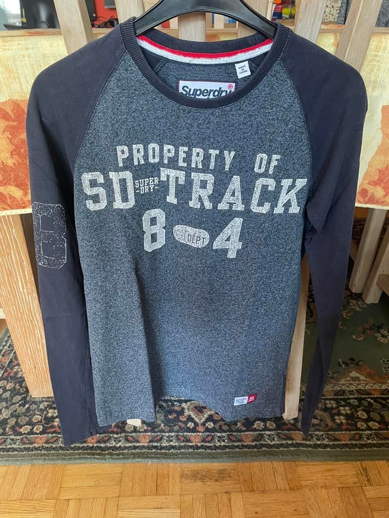 T-shirt manches longues Superdry, Porté, Bleu, Superdry