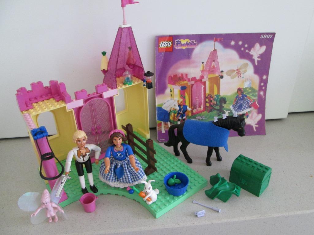 Lego ; Belville van 1999  nr 5807 The royal stable niet hele, Enlèvement ou Envoi, Comme neuf, Ensemble complet, Lego