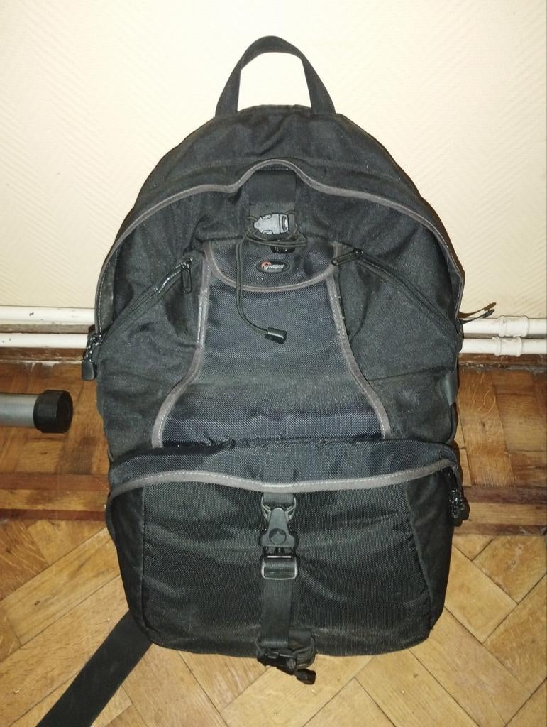 Grand sac à dos Lowepro, TV, Hi-fi & Vidéo, Photo | Sacs pour appareil, Enlèvement ou Envoi, Sac à dos, Lowepro